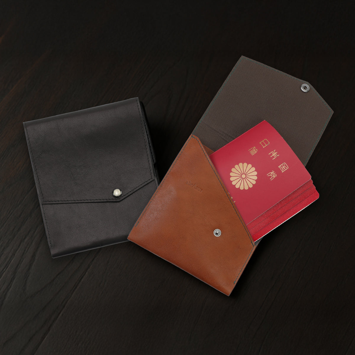 ファミリーパスポートケース abrAsus